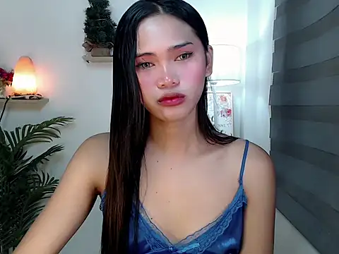 Snapshot of imperfect_zandra chatting on 12.03.25 imperfect zandra online show from 12.03.25