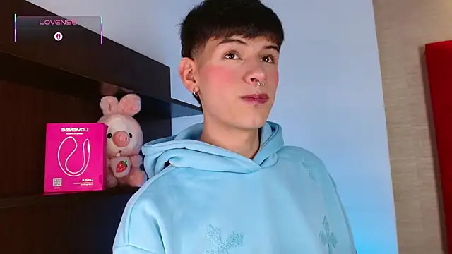 Ezra Storm online show from 11.30.25