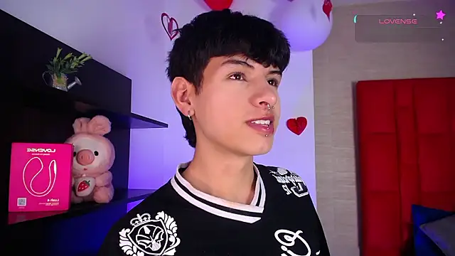 Ezra Storm online show from 02.22.26