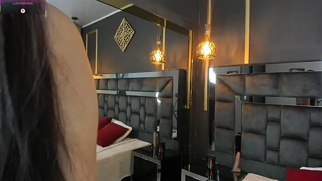 AndieJones  online show from 09.09.25