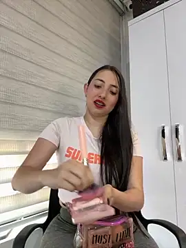 AndieJones  online show from 11.12.25