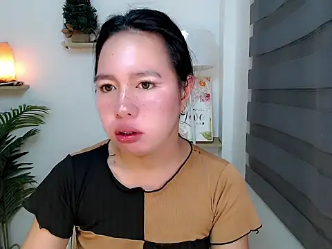 kimbratx online show from 11.21.25