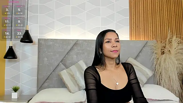 Snapshot of Jade_Whisper chatting on 12.14.25 Jade Whisper online show from 12.14.25