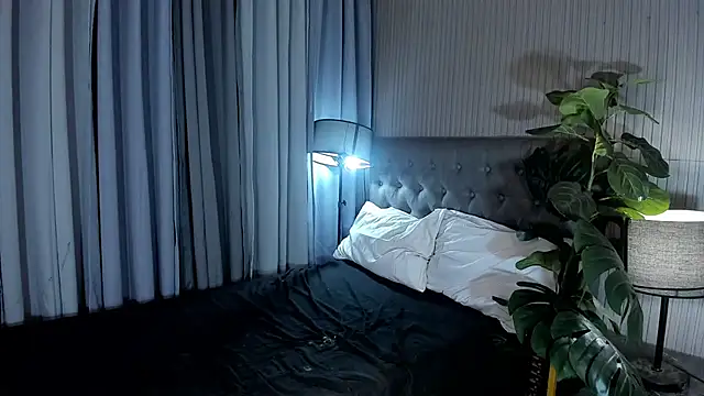 HugeCocoCock online show from 07.02.26