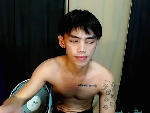 urhunky boy online show from 05.24.26