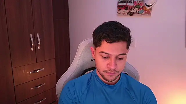 domsantiago  online show from 11.30.25