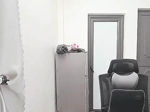 Shulee21 online show from 10.07.25