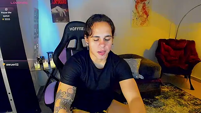 Snapshot of Maximiliano_scoott__ chatting on 12.19.25 Maximiliano scoott online show from 12.19.25