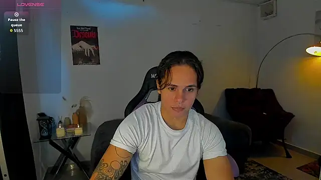 Snapshot of Maximiliano_scoott__ chatting on 02.21.26 Maximiliano scoott online show from 02.21.26