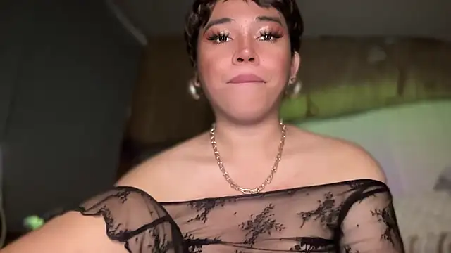 Snapshot of goddessofalltime chatting on 10.29.25 goddessofalltime online show from 10.29.25