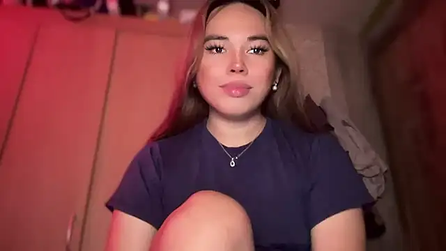 Snapshot of goddessofalltime chatting on 11.18.25 goddessofalltime online show from 11.18.25