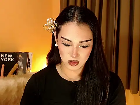 Snapshot of magnificent_kitana chatting on 10.27.25 magnificent kitana online show from 10.27.25