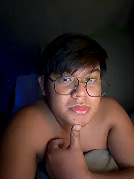 red libraxxx online show from 10.19.25