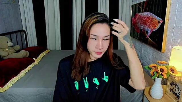 Snapshot of TRANSGODDESSA chatting on 10.27.25 TRANSGODDESSA online show from 10.27.25