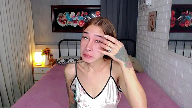 Snapshot of TRANSGODDESSA chatting on 11.22.25 TRANSGODDESSA online show from 11.22.25