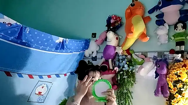 emgaixinhngoan online show from 11.08.25