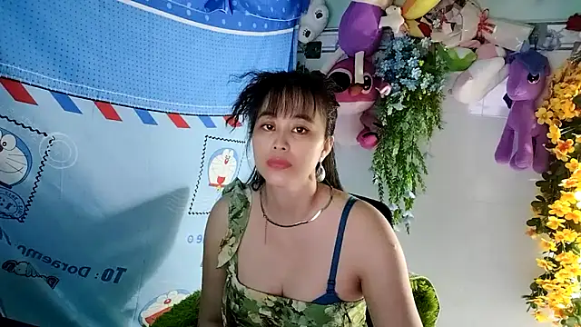 emgaixinhngoan online show from 11.20.25