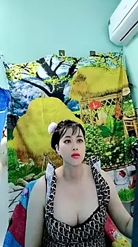 emgaixinhngoan online show from 12.18.25