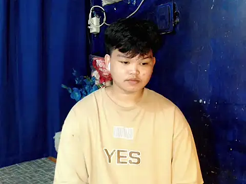 Reynelcock online show from 11.08.25