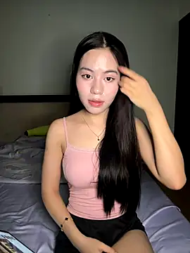 Snapshot of -katinat- chatting on 09.18.25 -katinat- online show from 09.18.25