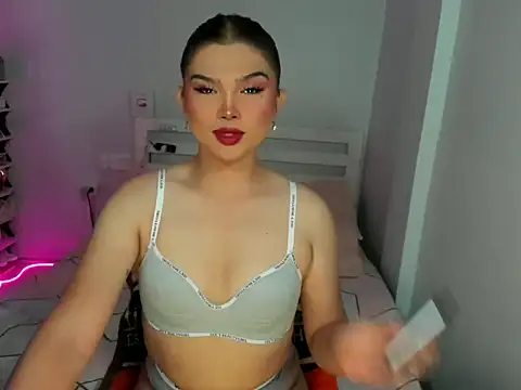 Sweetestcandyx  online show from 04.08.26
