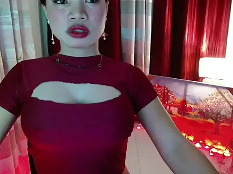 Snapshot of lover_girl143 chatting on 02.22.26 lover girl143 online show from 02.22.26