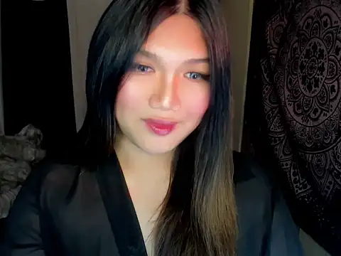 Snapshot of Lou_heart chatting on 11.19.25 Lou heart online show from 11.19.25