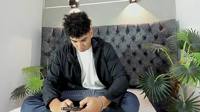 ALAN REDINGER online show from 11.12.25