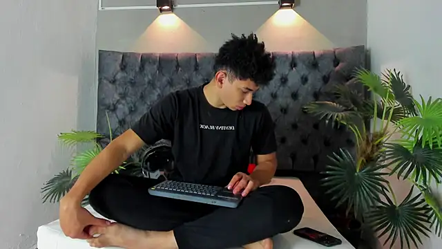 ALAN REDINGER online show from 11.21.25