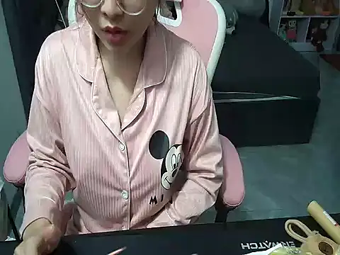 Ori-Yannie online show from 12.20.25