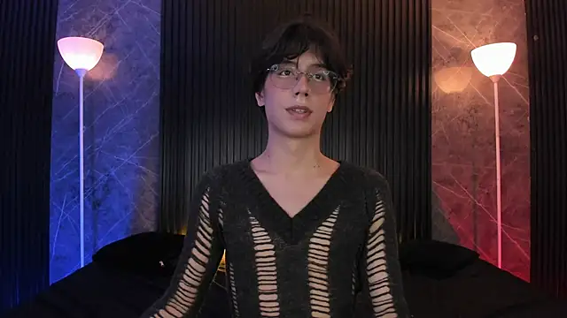 luixdust  online show from 11.19.25