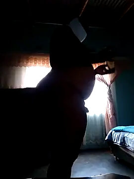 Snapshot of Fullfigurepotential chatting on 10.21.25 Fullfigurepotential online show from 10.21.25