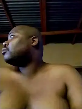 Snapshot of Fullfigurepotential chatting on 10.29.25 Fullfigurepotential online show from 10.29.25