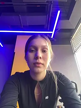 Nikii   online show from 04.09.26