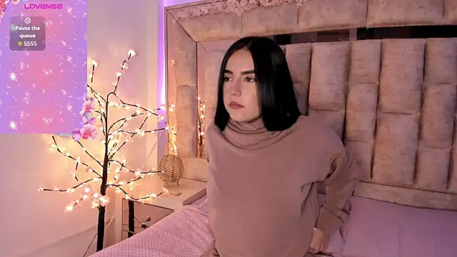 -Melissa online show from 10.23.25