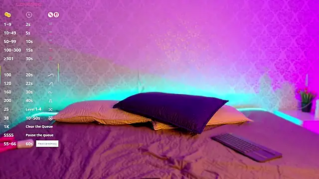 BeccaReedd online show from 11.02.25