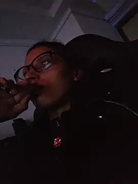 BeccaReedd online show from 11.25.25