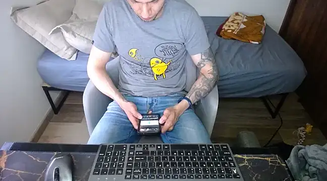 Snapshot of bossking017 chatting on 03.09.25 bossking017 online show from 03.09.25