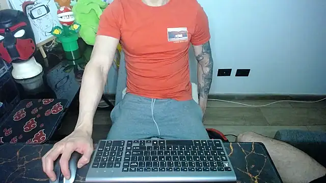 Snapshot of bossking017 chatting on 09.22.25 bossking017 online show from 09.22.25