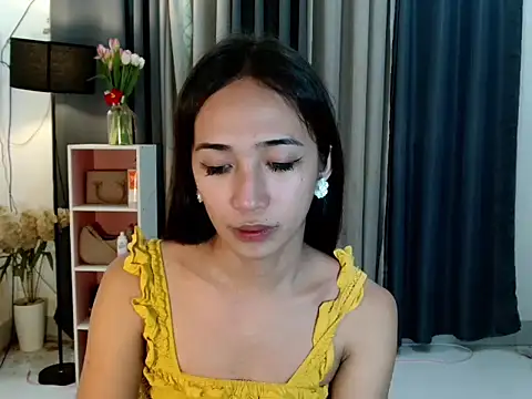 Snapshot of payatitaxxx chatting on 05.28.26 payatitaxxx online show from 05.28.26