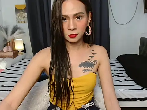 Snapshot of AmayaWang chatting on 11.07.25 AmayaWang online show from 11.07.25