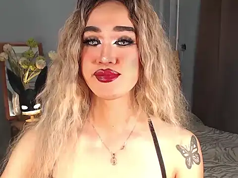 Snapshot of AleinaCroft chatting on 10.02.25 AleinaCroft online show from 10.02.25