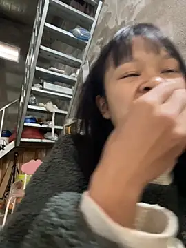 Daisy018 online show from 12.04.25