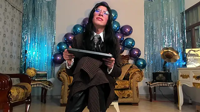 nonbinaryangel online show from 02.12.26