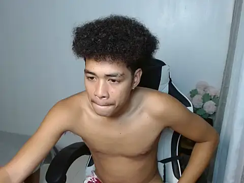 curlyasian njxx online show from 04.10.26