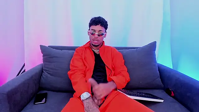 Snapshot of Thiagoferreti chatting on 11.01.25 Thiagoferreti online show from 11.01.25