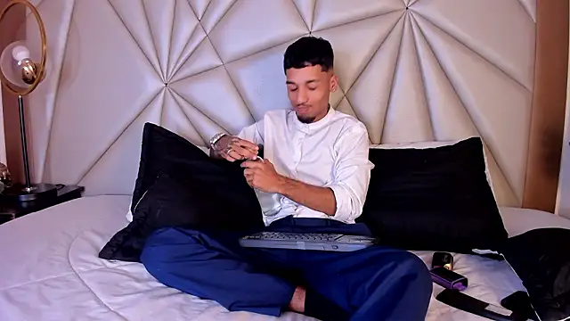 Thiagoferreti online show from 02.19.26