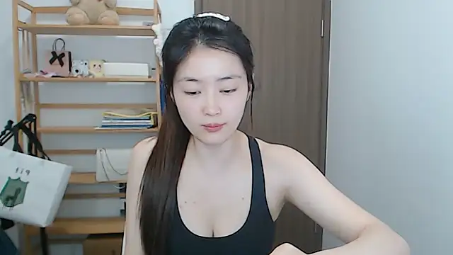 Mimi-cnbaby online show from 04.25.26