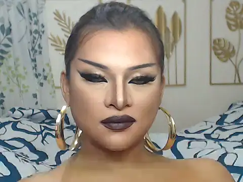 Snapshot of GoddessOFALLx chatting on 07.01.26 GoddessOFALLx online show from 07.01.26