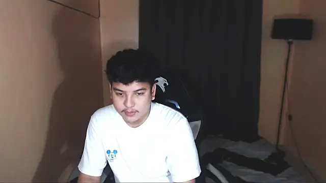 Snapshot of Prince_Killian chatting on 09.22.25 Prince Killian online show from 09.22.25